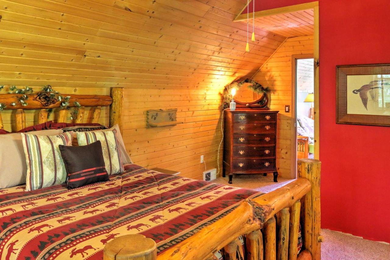 Roomy House On 2 Acres - 2 Mi To Egg Harbor Beach! Bagian luar foto