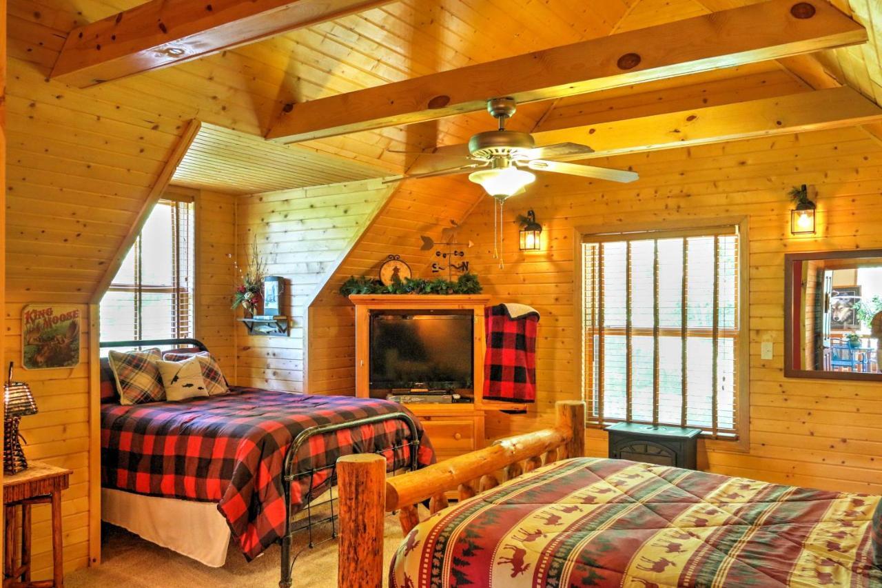 Roomy House On 2 Acres - 2 Mi To Egg Harbor Beach! Bagian luar foto